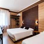 Hotel Italia 3*