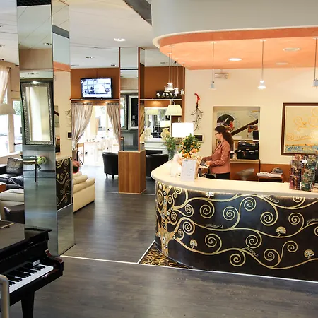 Italia Hotel