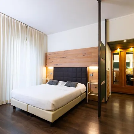 Italia Hotel