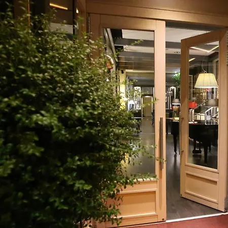 Italia Hotell