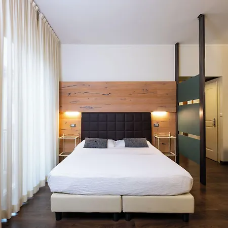 Italia Otel