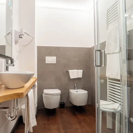 Italia Hotel 3*
