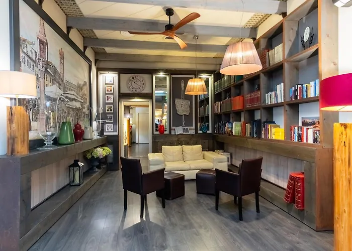 Italia Hotel 3*