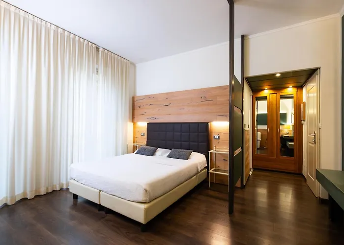 Italia Hotel